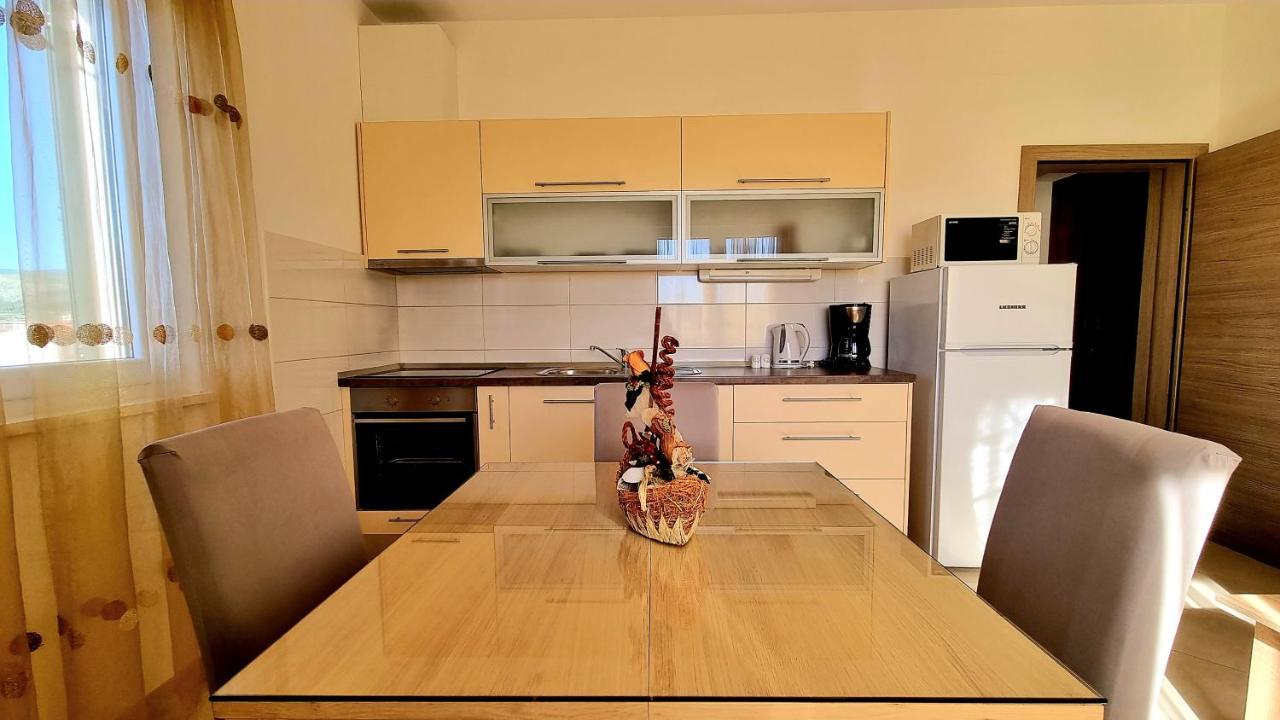 Apartments Bava Τρογκίρ Εξωτερικό φωτογραφία