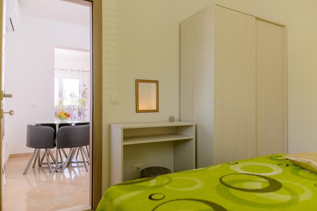Apartments Bava Τρογκίρ Εξωτερικό φωτογραφία